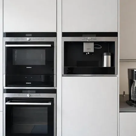 Apartamento Guestfirst 100m2 Luxury Designer Gem W Sauna Steps To Station *