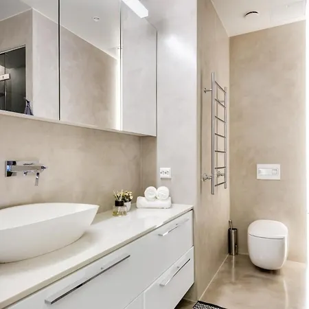 Apartamento Guestfirst 100m2 Luxury Designer Gem W Sauna Steps To Station Helsinki