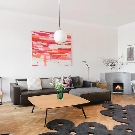 Guestfirst 100m2 Luxury Designer Gem W Sauna Steps To Station Apartamento