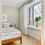 Lägenhet Guestfirst 100m2 Luxury Designer Gem W Sauna Steps To Station