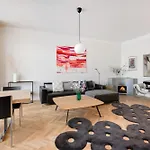 Guestfirst 100m2 Luxury Designer Gem W Sauna Steps To Station Helsingfors