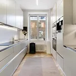 Guestfirst 100m2 Luxury Designer Gem W Sauna Steps To Station *