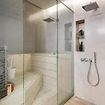 Guestfirst 100m2 Luxury Designer Gem W Sauna Steps To Station
